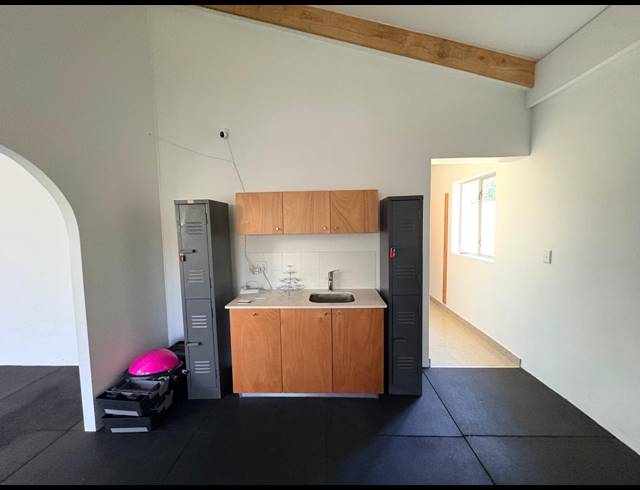 129M² OFFICE TO LET IN KYALAMI